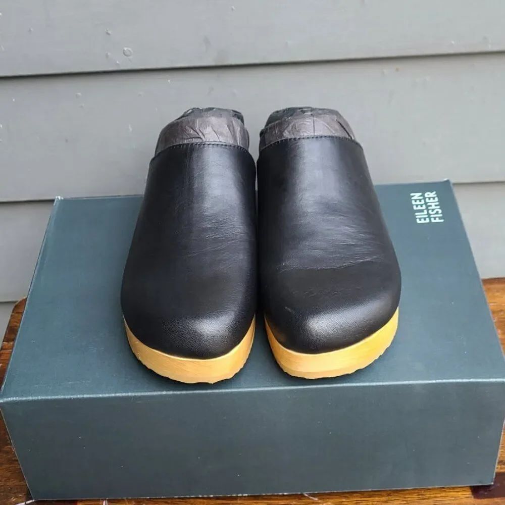Eileen Fisher Black Leather Clogs size 8 1/2 New in Box